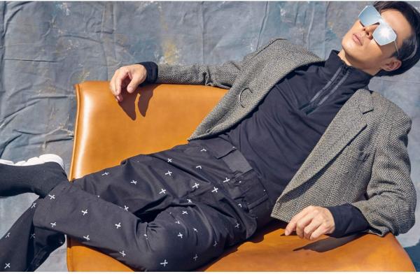 AWESOME-MEN-5--Prinzzer